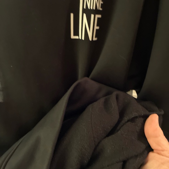 Nine Line Apparel Sweatshirt Black Hoodie SZ S Military Vet Gear Army - Picture 8 of 8
